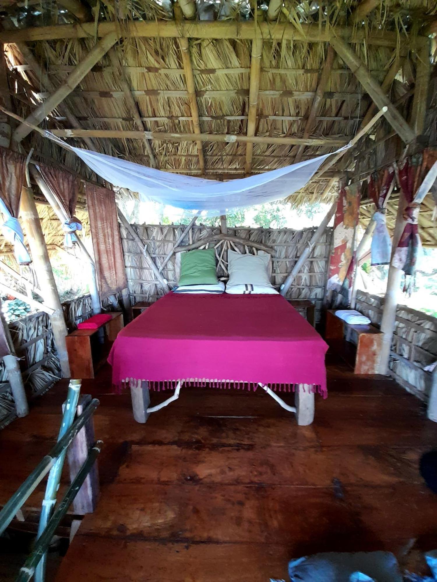 El Bamboo Cabins Balgue Bagian luar foto
